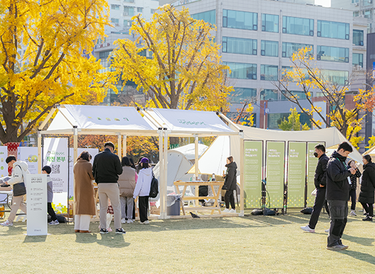 축제&nbsp;현장에서&nbsp;드러나는&nbsp;시민·산업·공공의&nbsp;책임<br>월간환경&nbsp;X&nbsp;OSAFE